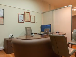 Ορθοπαιδικός Χειρούργος MD, Msc, Επιστημονικά υπεύθυνος Ιατρείου Άνω άκρου - Μικρόχειρουργικής της Κλινικής Metropolitan General